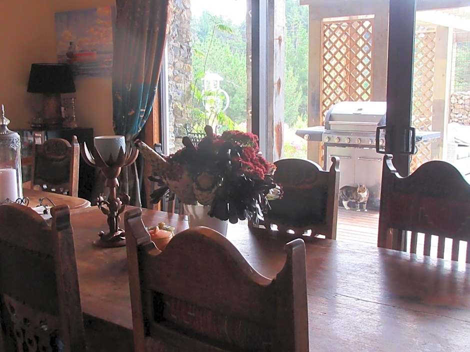 Redwood Valley B & B