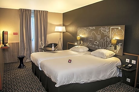 Standard Twin Room
