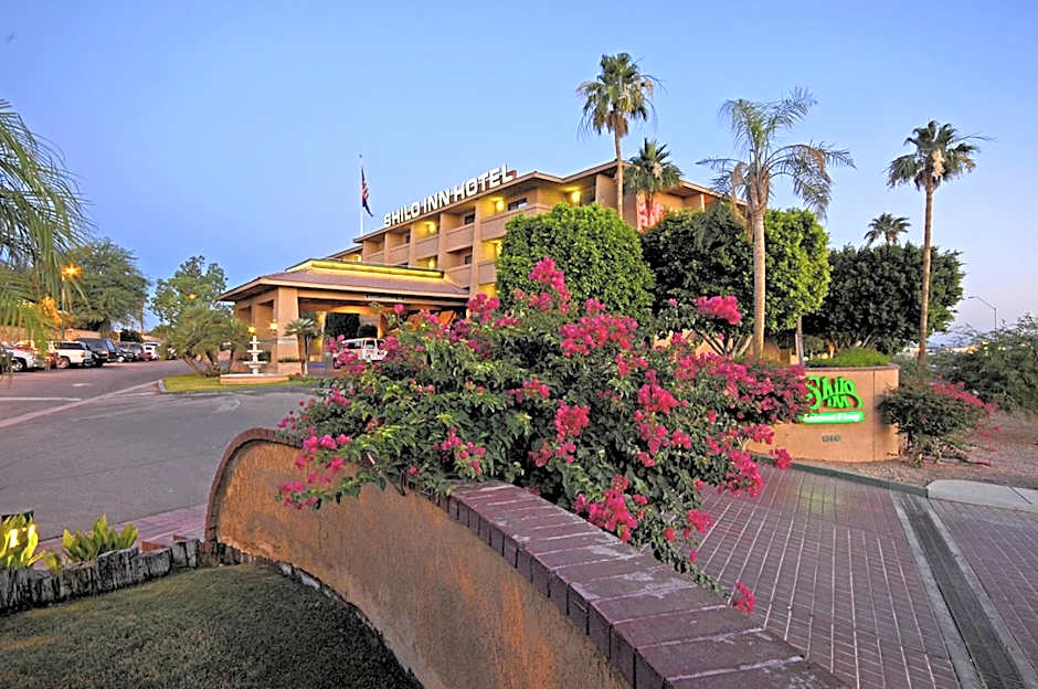 Yuma Inn and Suites