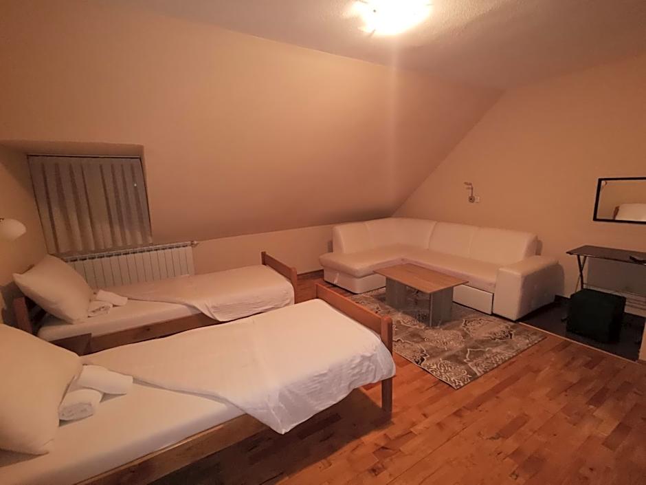 Hotel Gacka