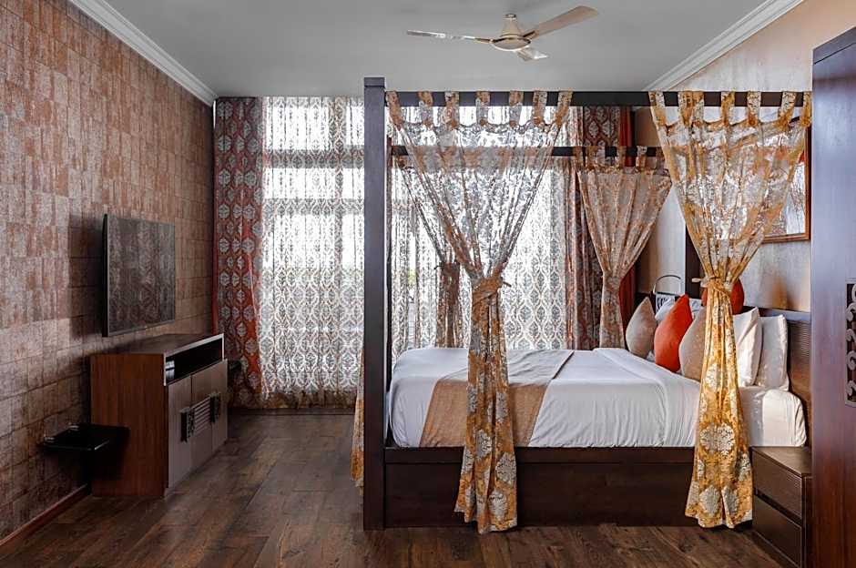 Photo 1 of 8 of 1 King Bed Suite