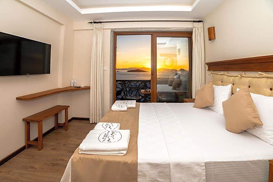 west coast boutique hotel