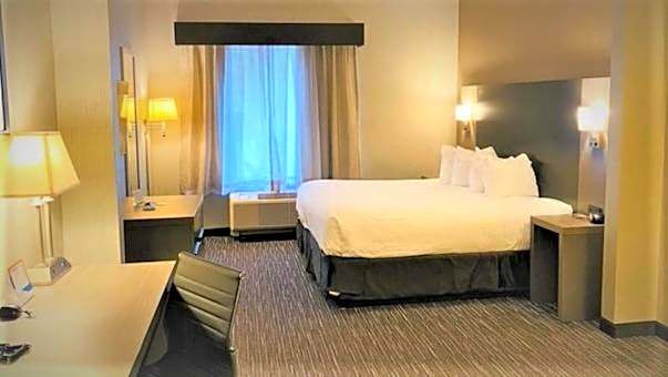 Wingate By Wyndham Erie