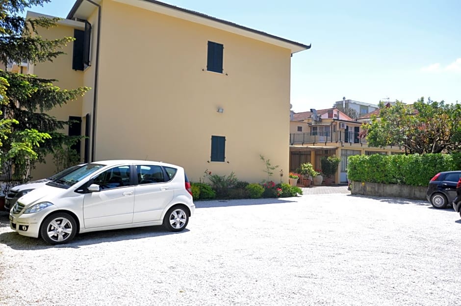 Hotel Verdesolemare
