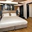 Golden Hotel