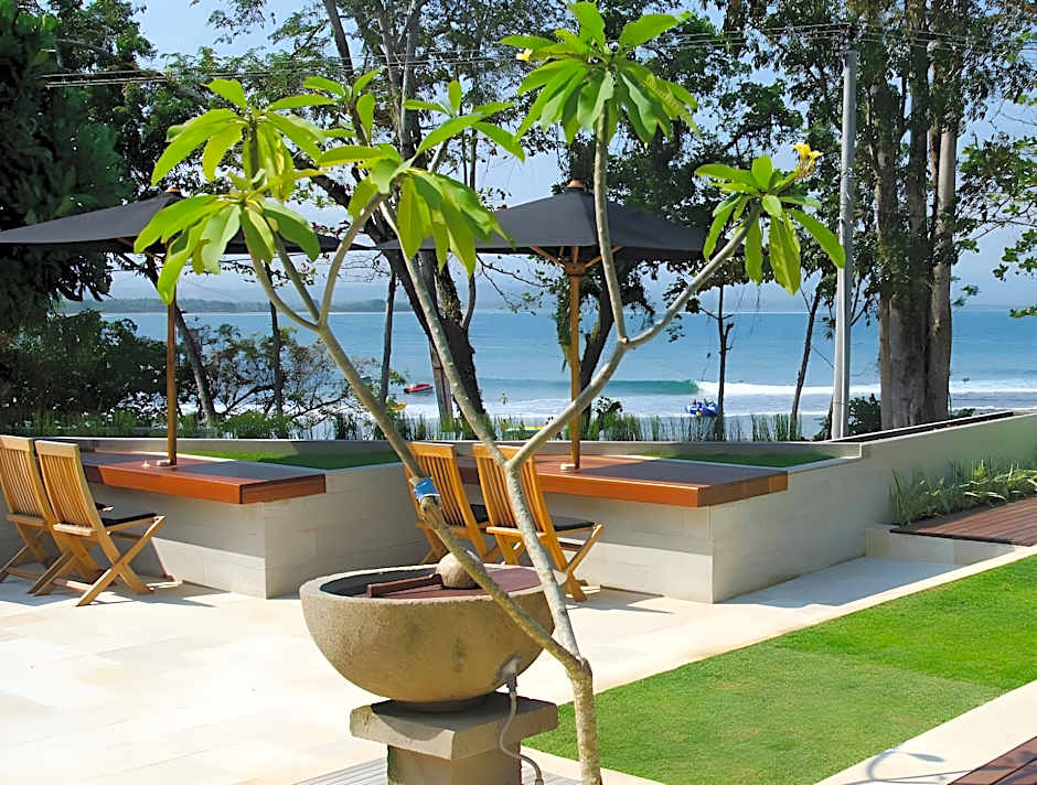 JavaCove Beach Hotel