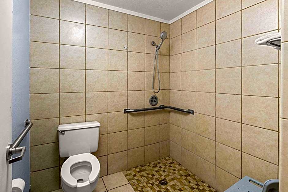 Rodeway Inn Midland South