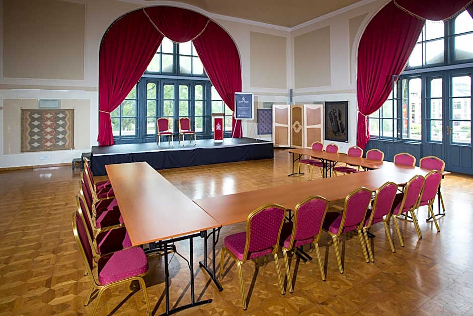 Erzsébet Királyné Szálloda