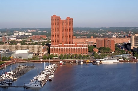 Royal Sonesta Harbor Court Baltimore