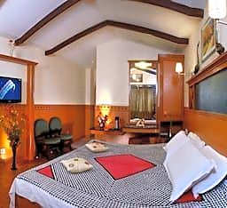 Hotel Hilltop Towers