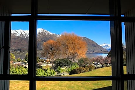 Double or Twin Room with Lake View