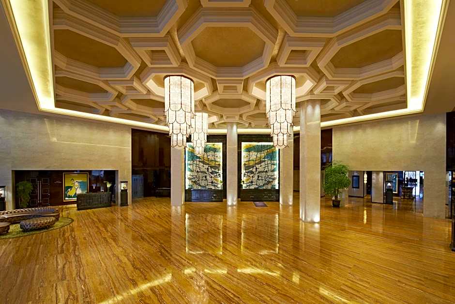 Sheraton Shanghai Waigaoqiao Hotel
