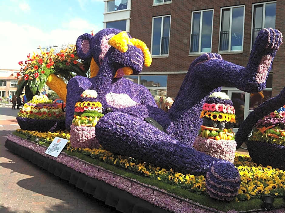 Nicolette Apartments