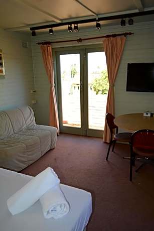 Queen Room with River View