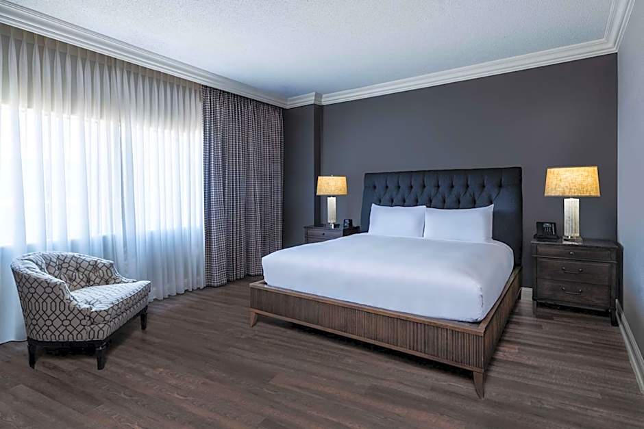 Hilton Dallas Lincoln Centre