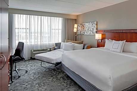 Room, 1 King Bed with Sofa bed (Mobility/Hearing Access, Roll-In Shwr)