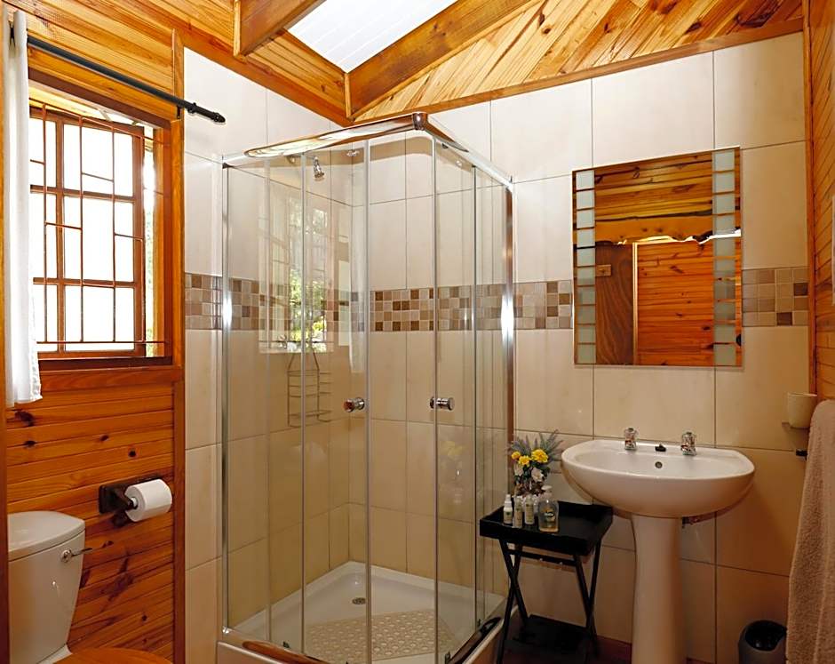 Big Tree House Lodge