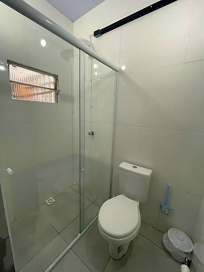 Esquina 8 Suítes Confort & Hostel