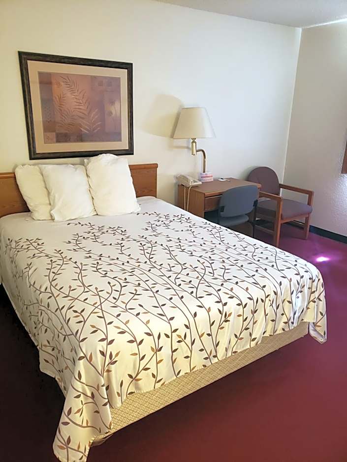 Americas Best Value Inn & Suites International Falls