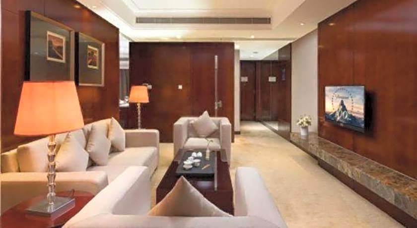 Leisure Hotel