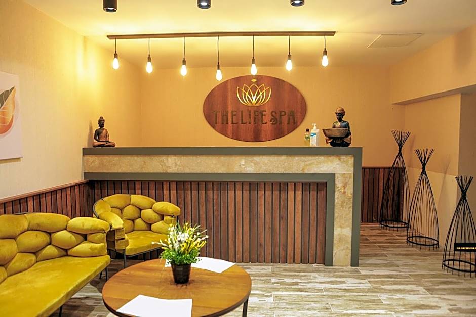 The Life Hotel & Spa