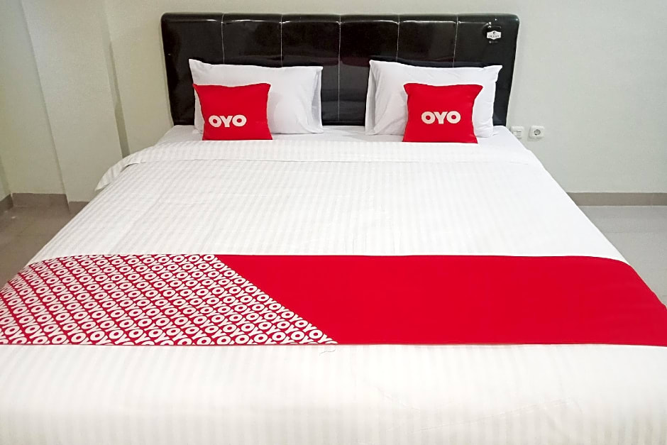OYO 2382 Wisata Hotel