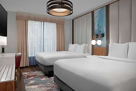 2 Room Suite-2 Queen Beds-Nonsmoking