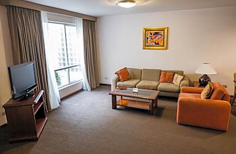 Deluxe Twin Room  with Two Queen Bed