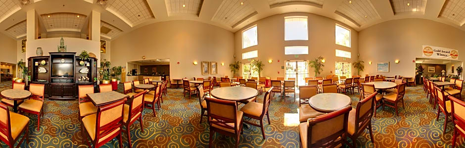 SureStay Plus by Best Western Orlando Lake Buena Vista