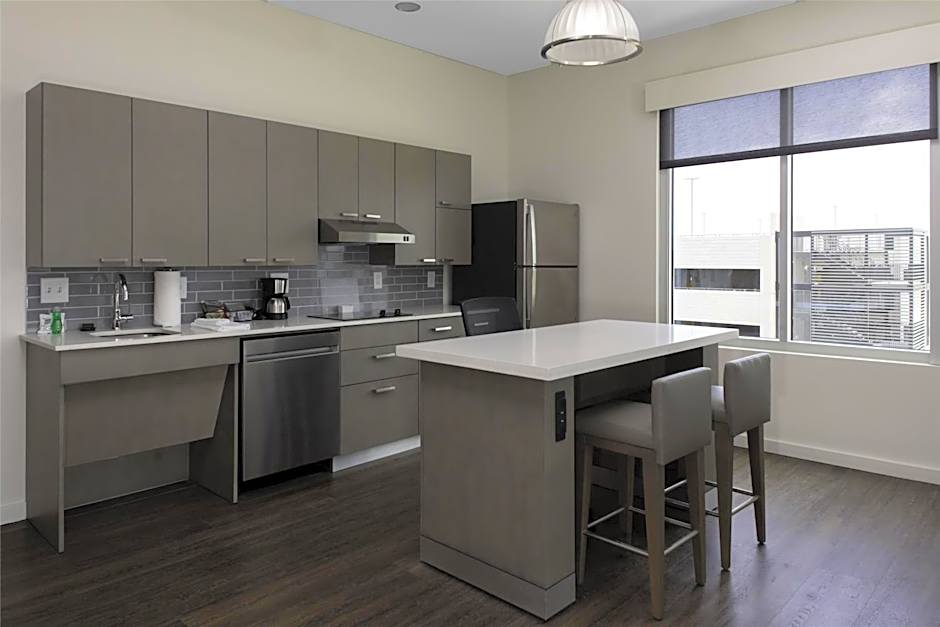 Hyatt House The Woodlands-Shenandoah