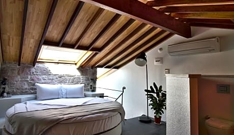 Duplex Suite, Sea View