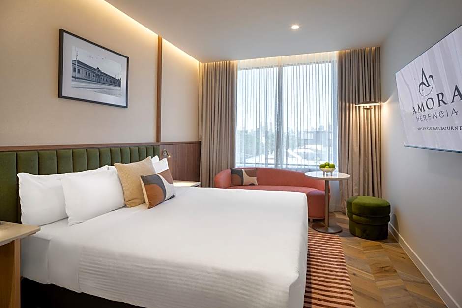 Amora Herencia Riverwalk Melbourne