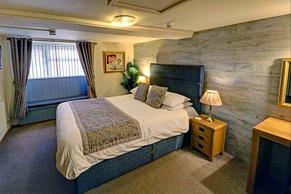 Ye Olde Cheshire Cheese Inn