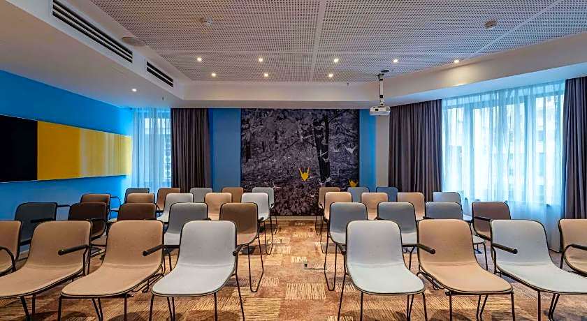 Ibis Yerevan Center