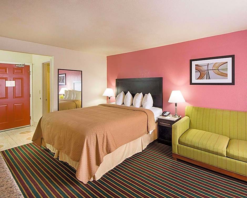 Baymont by Wyndham Del Rio