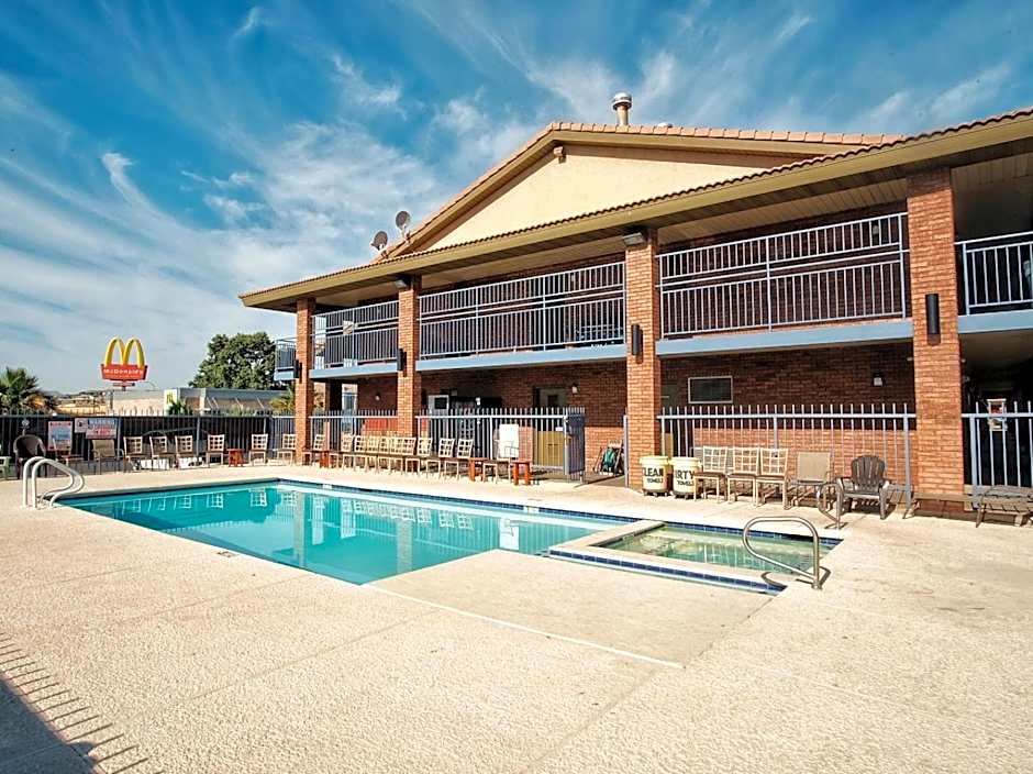 Claridge Inn - St. George