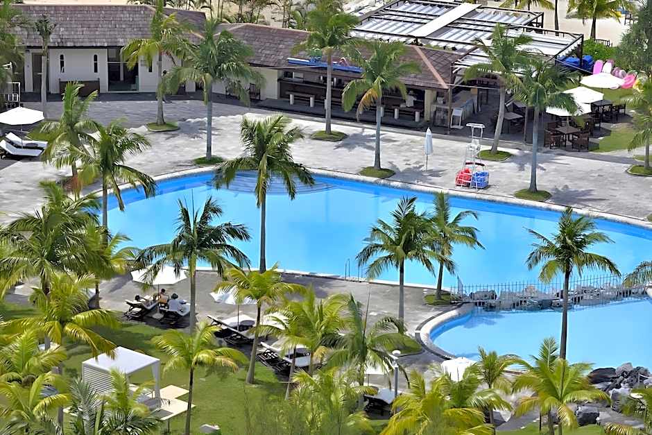 Kanucha Bay Hotel & Villas