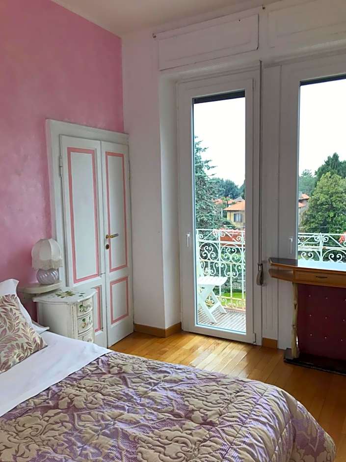 B&B VILLA ADRIANA Varese - camere e appartamenti