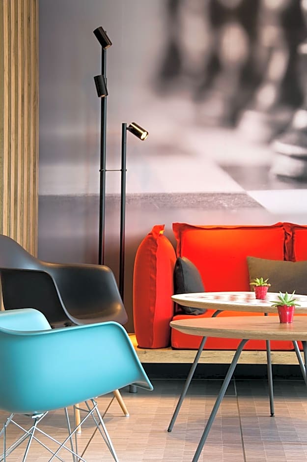 ibis Montceau les Mines