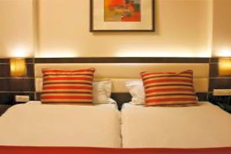 Hotel Surya Royal