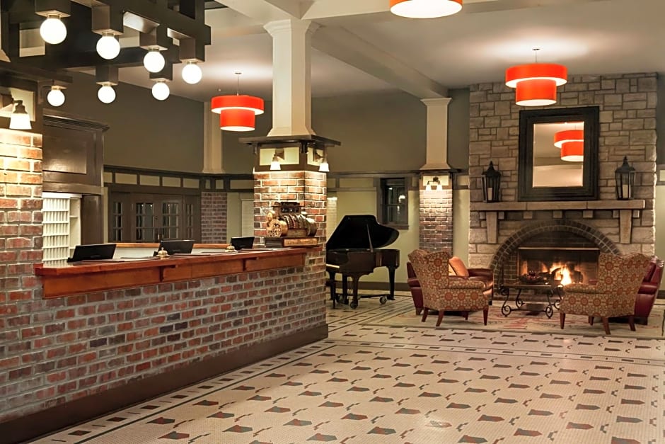 The Elms Hotel & Spa, a Destination by Hyatt Hotel