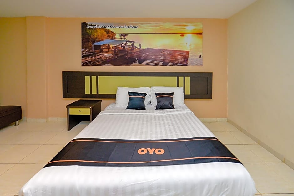 OYO 2487 Sampurna Jaya Hotel