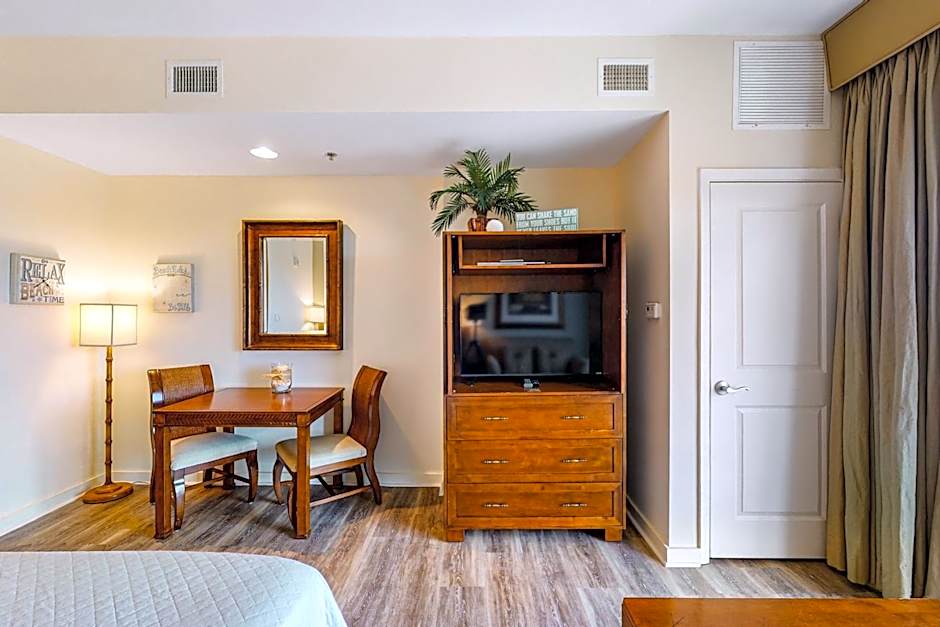 Luau Condos II