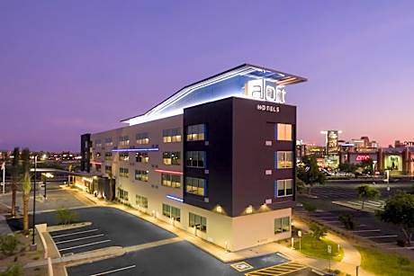 Aloft by Marriott Glendale at Westgate