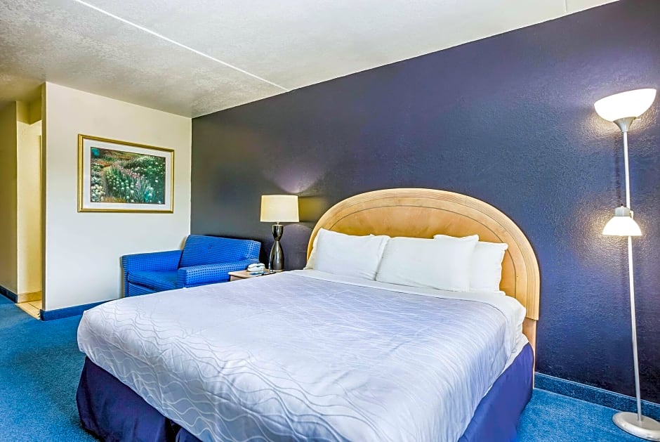 Rodeway Inn Branson, Brick House