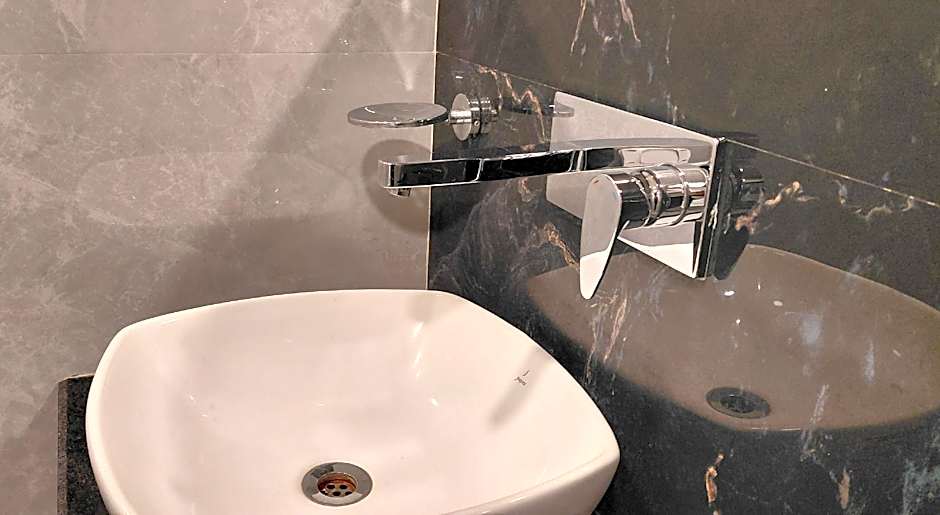 Hotel Raghunath Jammu