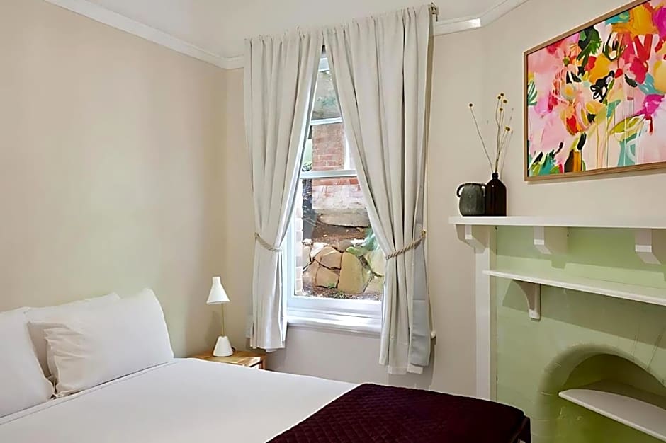 Comfort in Sandy Bay next to the Rivulet