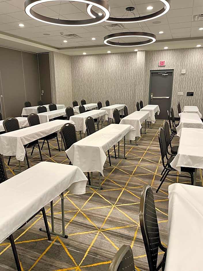 Holiday Inn Kalamazoo West By IHG