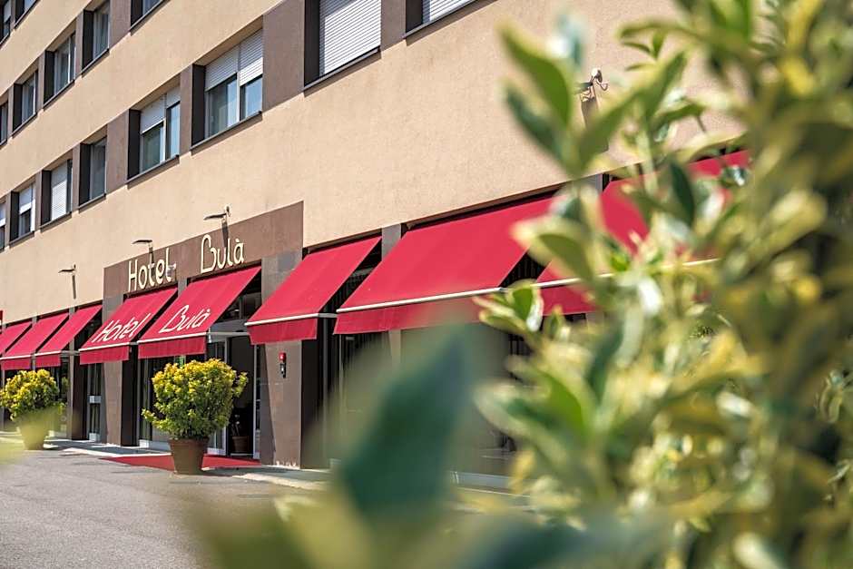 Hotel Bulà