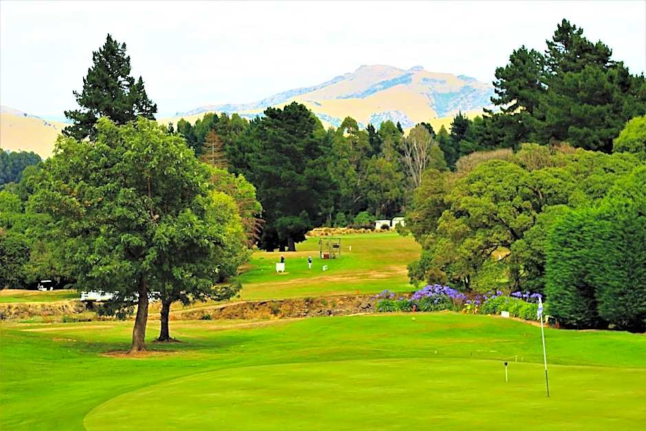 Duvauchelle Seaside Motel